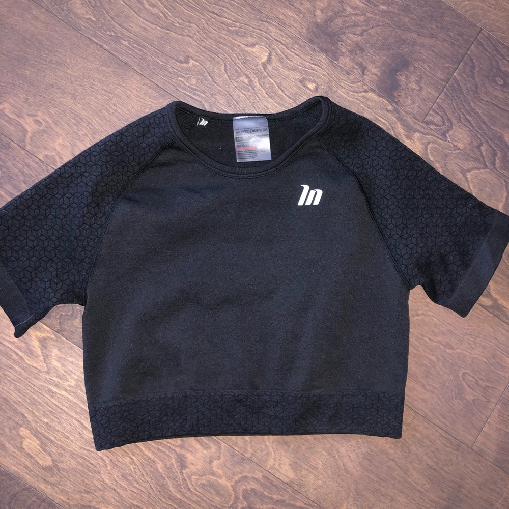 Musclenation seamless crop tshirt top
